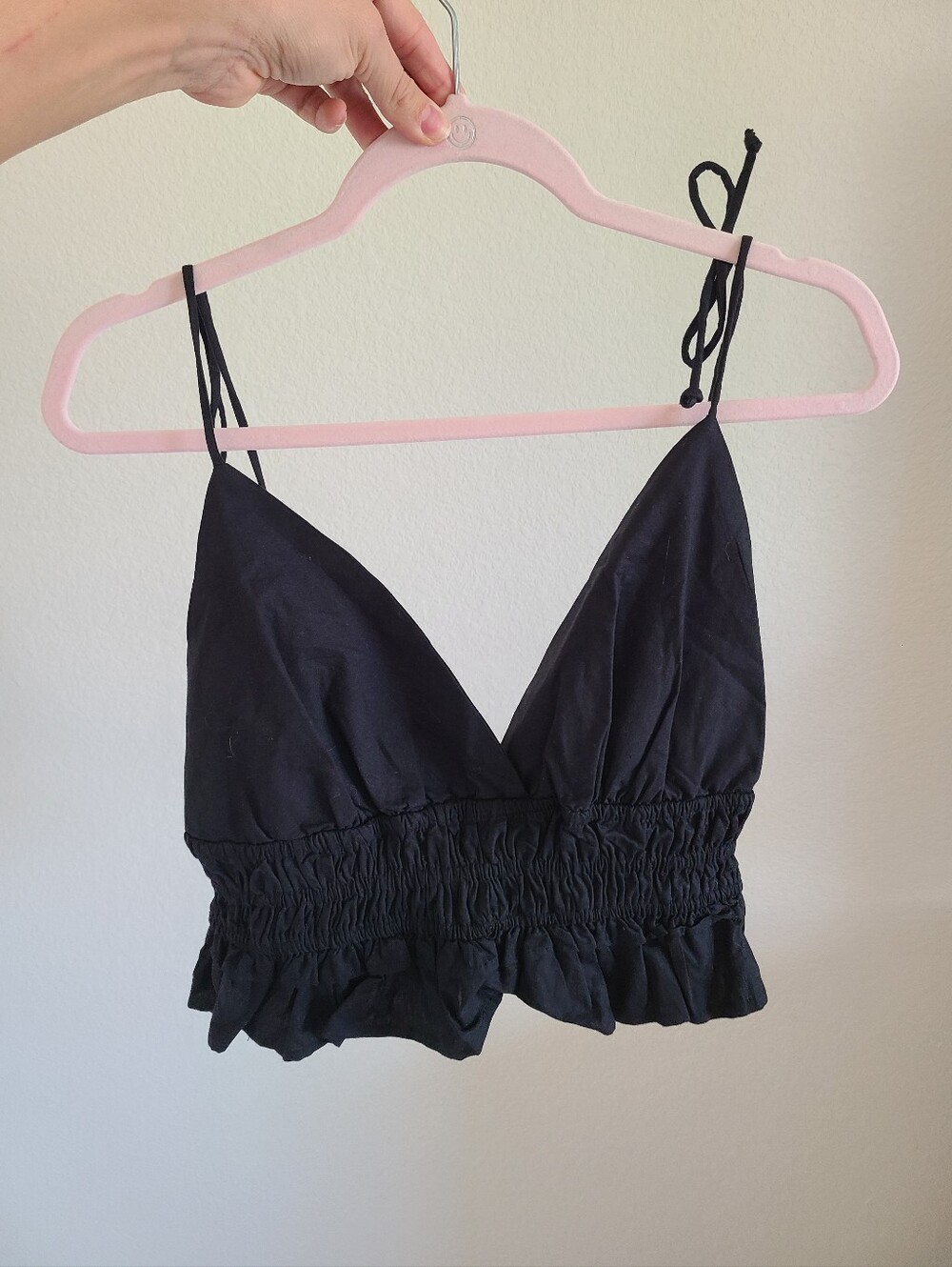 SIM & SAM Black Elastic Waist Top